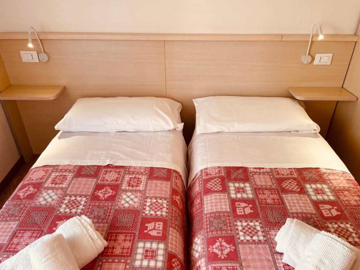 App4Rent Saturno 4 - Family Apartment, Wifi, Parking ลิโดดิเยโซโล ภายนอก รูปภาพ