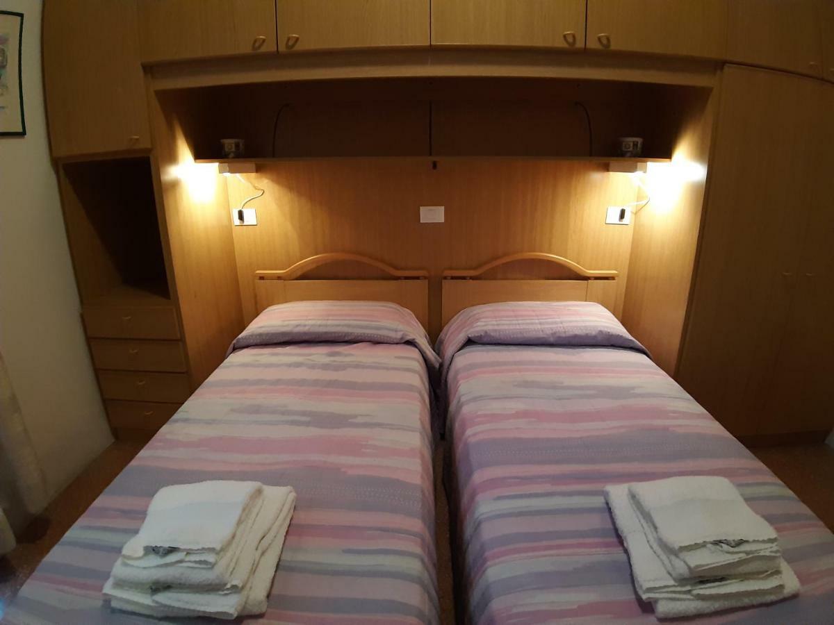 App4Rent Saturno 4 - Family Apartment, Wifi, Parking ลิโดดิเยโซโล ภายนอก รูปภาพ