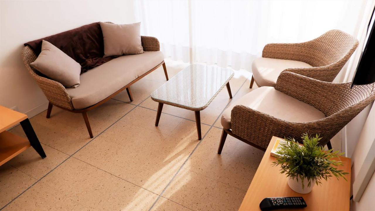 App4Rent Saturno 4 - Family Apartment, Wifi, Parking ลิโดดิเยโซโล ภายนอก รูปภาพ